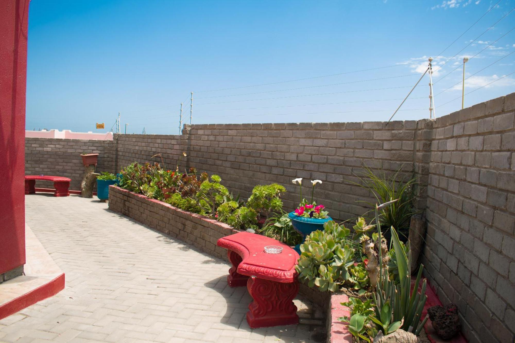 Tina'S Bed And Breakfast Swakopmund Eksteriør billede